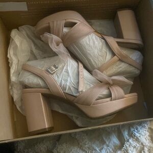 Life Stride Bow Blush Heel 5.5